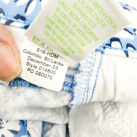 Lilly Pulitzer Flower Printed Denim Jean Pants Wide Leg Size 8 - Picture 6 of 9